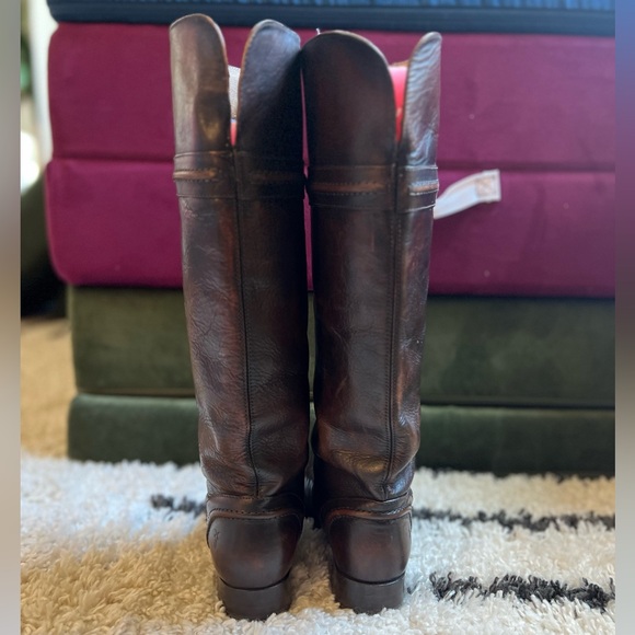 Frye ‘Melissa Trapunto’ Boots - Picture 3 of 7